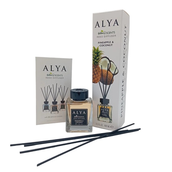 Alya Pineapple & Coconut Reed Diffuser - Picture 4 of 5